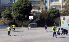 小学生のサッカー教室