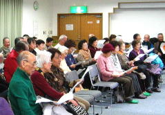 全員、大きな声で朗読