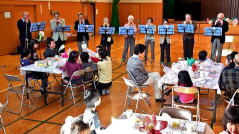 東花会によるハーモニカ演奏